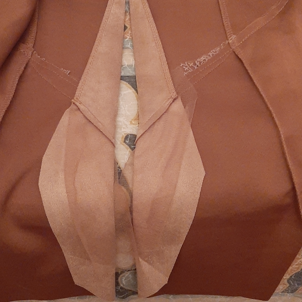 Tunic - Picture 9 of 9
